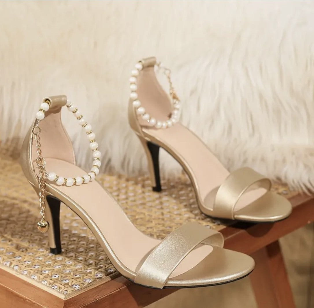Zapatos y Sandalias